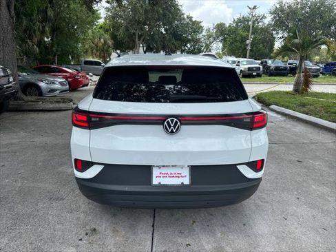 Used 2023 Volkswagen ID.4 Pro RWD image 8