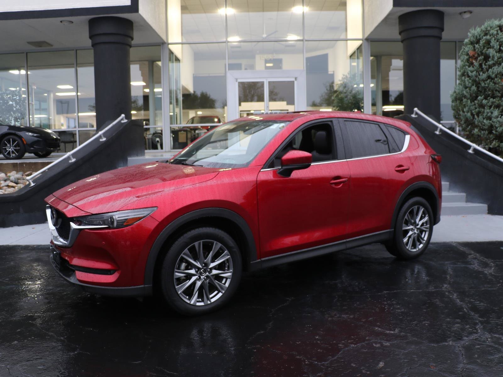 Used 2019 MAZDA CX-5 Signature AWD/4WD image 1