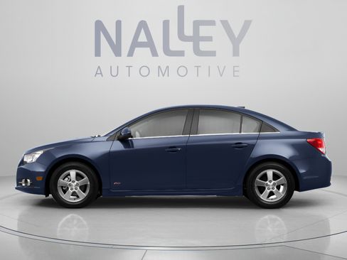 Used 2014 Chevrolet Cruze LS FWD image 2