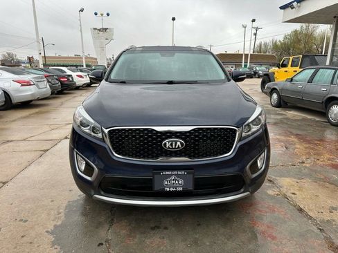 Used 2016 Kia Sorento EX image 2