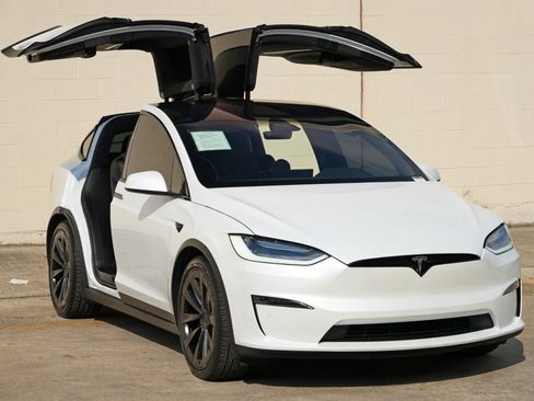 Used 2022 Tesla Model X Plaid AWD/4WD image 57