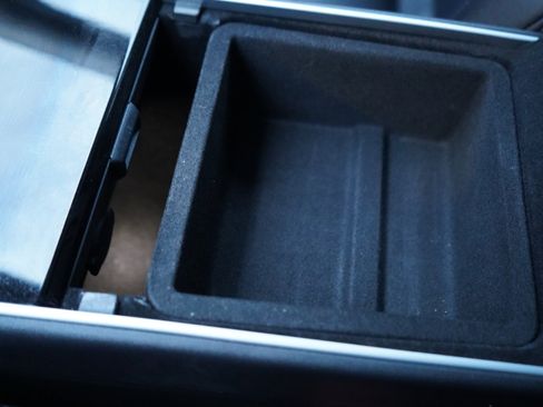 Used 2020 Tesla Model Y Performance image 63