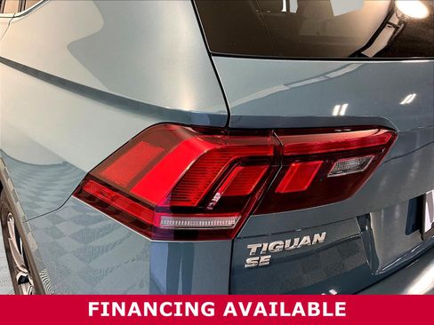 Used 2020 Volkswagen Tiguan SE w/ Panoramic Sunroof Package FWD image 23