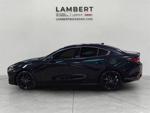 Used 2022 MAZDA MAZDA3 s image 3