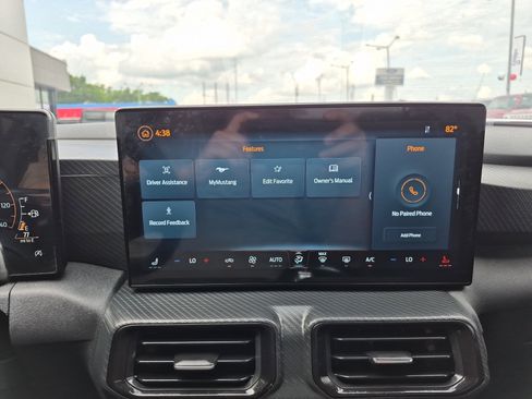 Used 2025 Ford Mustang Coupe RWD image 30