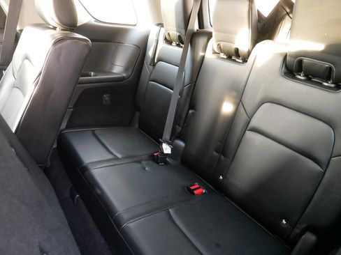 Certified 2022 Nissan Pathfinder SL image 37