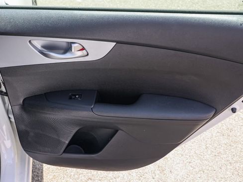 Used 2023 Kia Forte LXS FWD image 18