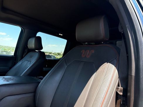 Used 2017 Ford F250 King Ranch w/ King Ranch Ultimate Package AWD/4WD image 11