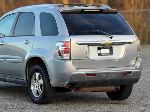 Used 2006 Chevrolet Equinox LT image 16