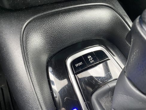 Used 2022 Toyota Corolla SE w/ SE Premium Package image 33