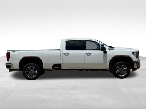 Used 2025 GMC Sierra 2500 SLT image 4