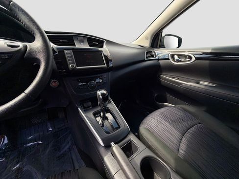Used 2019 Nissan Sentra SV image 25