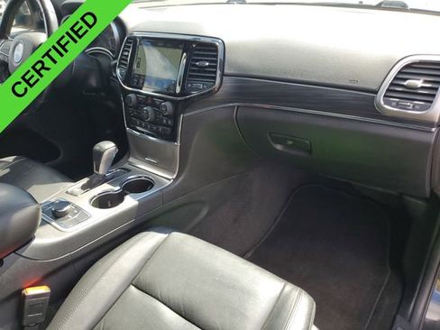 Used 2022 Jeep Grand Cherokee Limited image 30