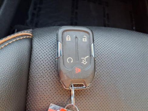 Used 2022 GMC Terrain AT4 image 11