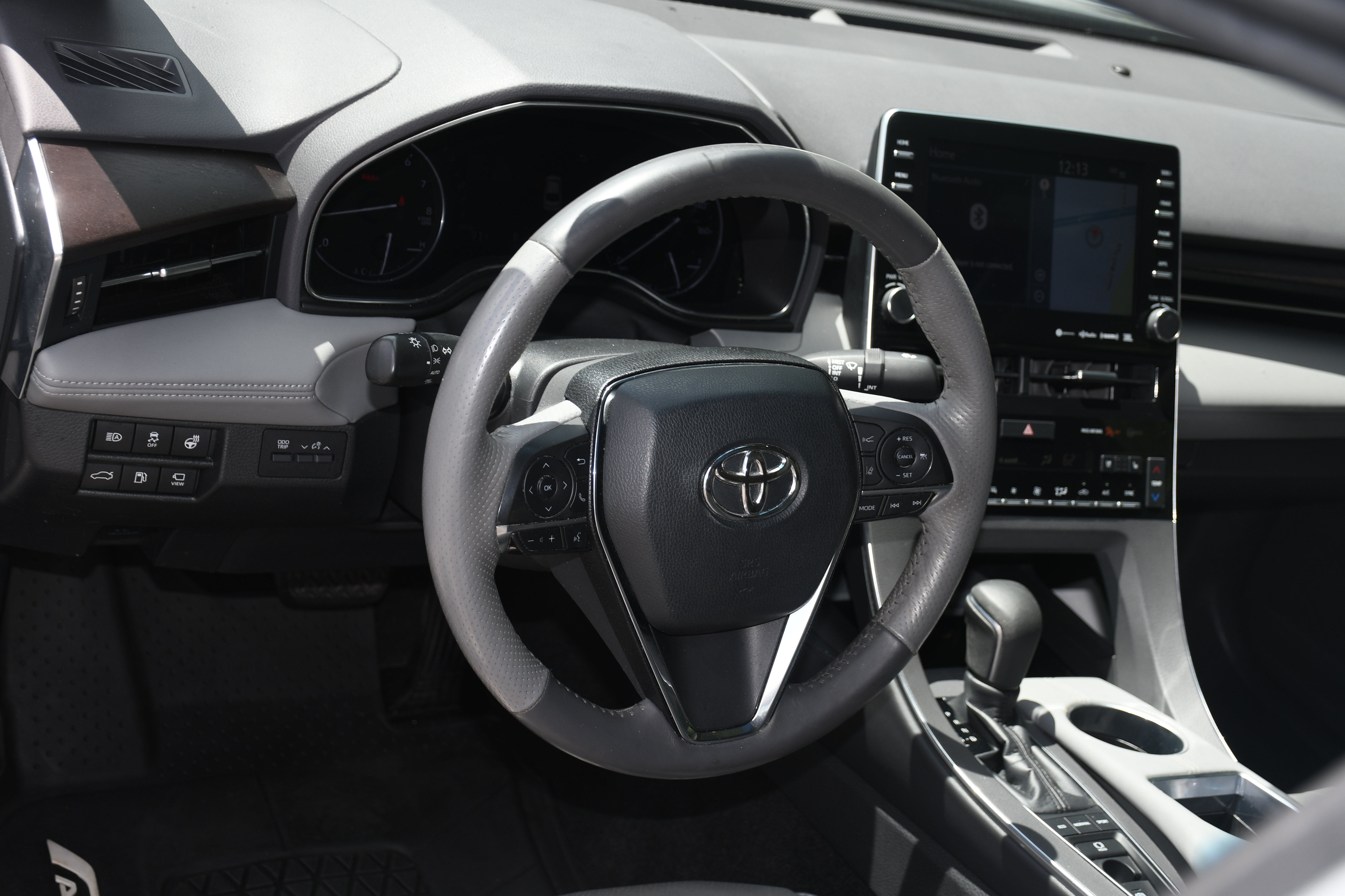 Used 2019 Toyota Avalon Limited w/ Advanced Safety Package FWD image 10