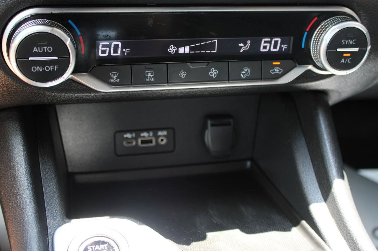 Used 2023 Nissan Sentra SR FWD image 30