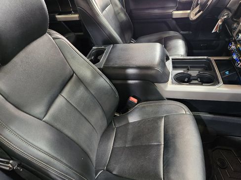 Used 2022 Ford F250 Lariat w/ Lariat Value Package AWD/4WD image 34