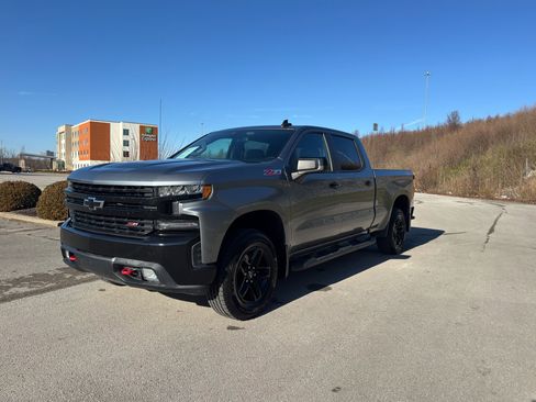 Used 2019 Chevrolet Silverado 1500 LT Trail Boss image 13