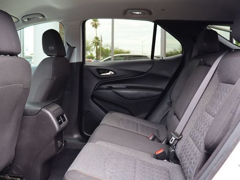 Used 2022 Chevrolet Equinox LT FWD image 30