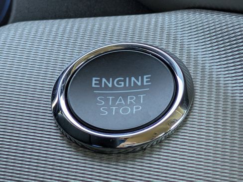 Used 2025 Ford Explorer Active image 29