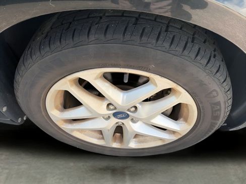 Used 2013 Ford Fusion SE image 16