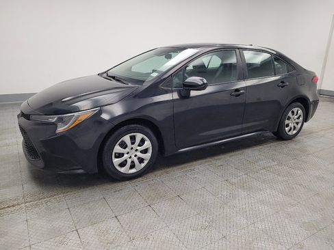 Used 2022 Toyota Corolla LE FWD image 2