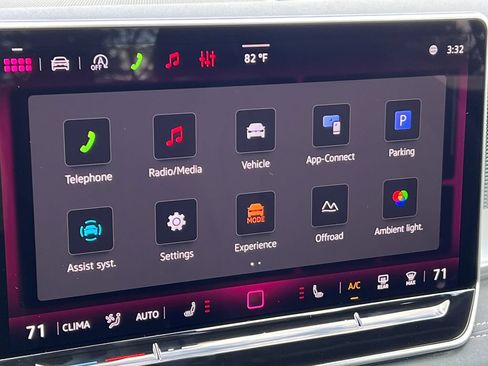 New 2026 Volkswagen Tiguan SE R-Line AWD/4WD image 26