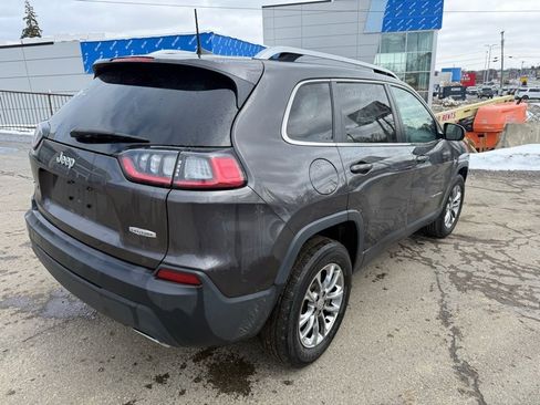 Used 2019 Jeep Cherokee Latitude Plus w/ Cold Weather Group image 7