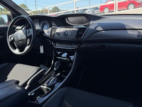 Used 2016 Honda Accord Sport image 12