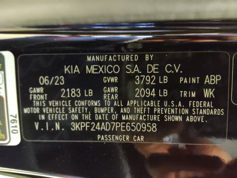 Used 2023 Kia Forte LXS FWD image 33