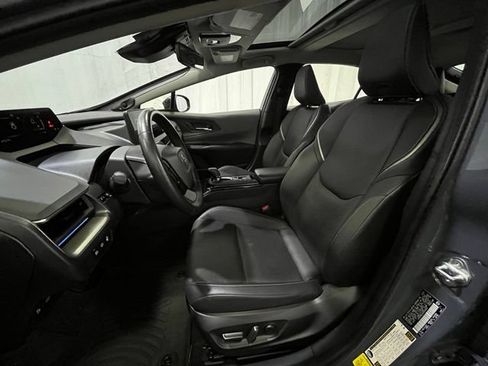 Used 2024 Toyota Prius Limited AWD/4WD image 10