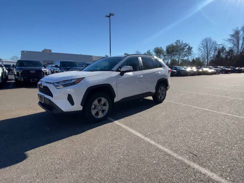 Used 2024 Toyota RAV4 XLE image 11