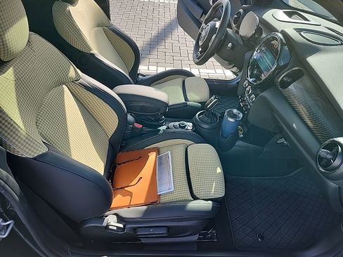 Used 2023 MINI Cooper S w/ MINI Resolute Edition image 39