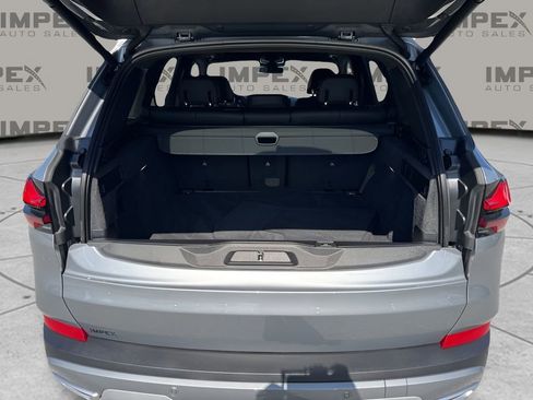 Used 2026 BMW X5 xDrive40i AWD/4WD image 32
