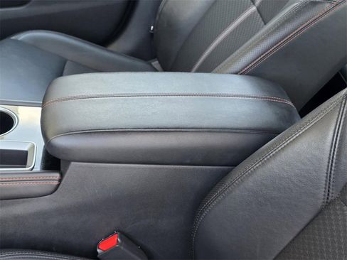 Used 2025 Nissan Altima 2.5 SR image 8