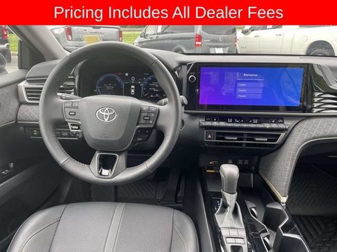 Used 2026 Toyota Camry XLE FWD image 14