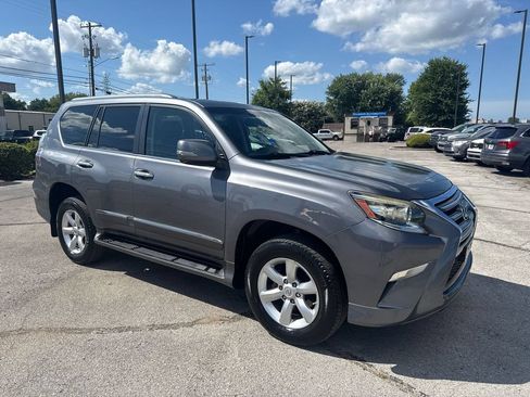Used 2015 Lexus GX 460 w/ Navigation Package AWD/4WD image 42