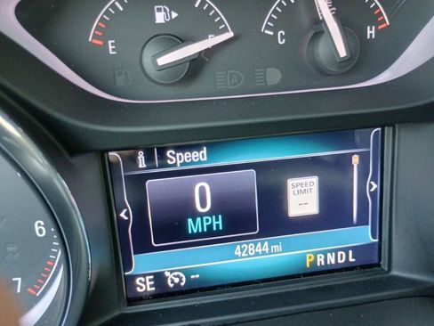 Used 2019 Buick Envision Essence image 27