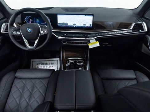 New 2026 BMW X5 xDrive50e w/ Climate Comfort Package image 25