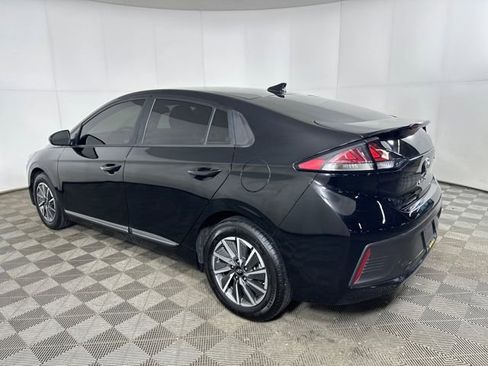 Used 2021 Hyundai Ioniq SE image 5