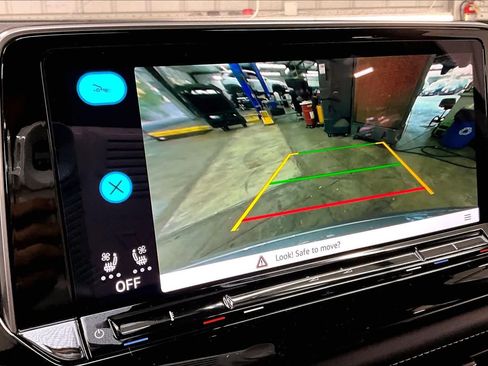 New 2026 Volkswagen Atlas Cross Sport SE image 20