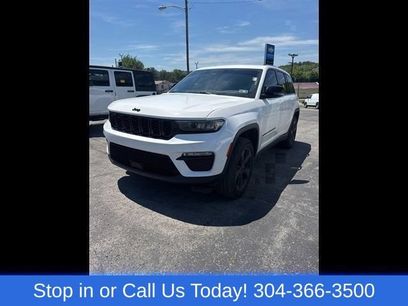 Used 2023 Jeep Grand Cherokee Limited w/ Black Appearance Package