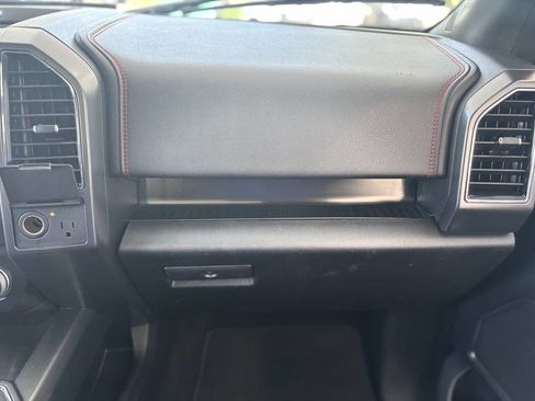 Used 2019 Ford F150 Lariat w/ Equipment Group 502A Luxury image 29