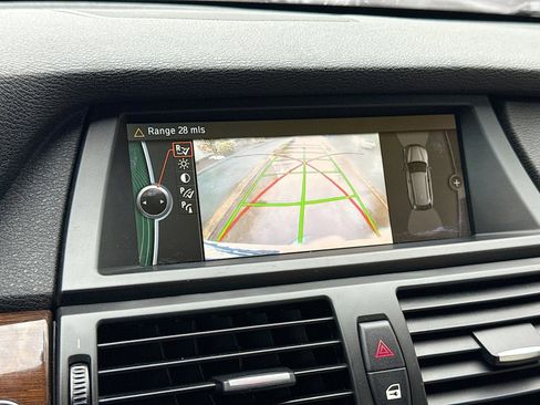 Used 2012 BMW X5 xDrive35d image 14