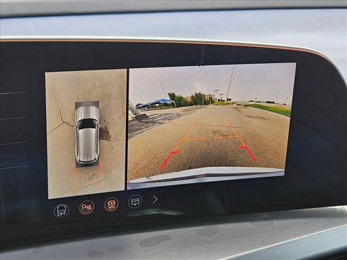 New 2026 Cadillac Vistiq Premium Luxury image 13