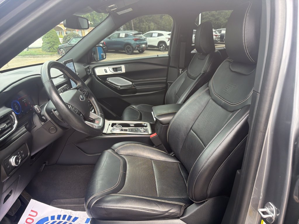 Used 2021 Ford Explorer ST w/ Equipment Group 401A AWD/4WD image 9