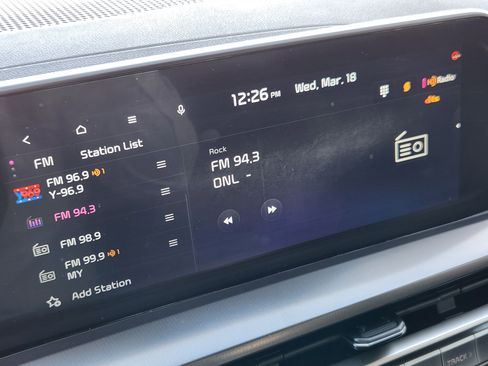 Used 2024 Kia Telluride S w/ S Sunroof Package image 18