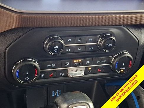 Used 2022 Ford Bronco Outer Banks AWD/4WD image 19
