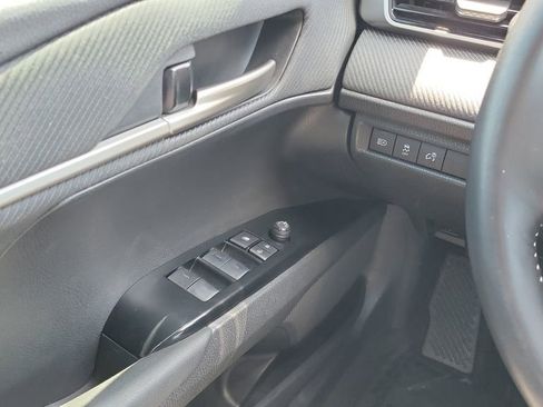 Certified 2025 Toyota Camry SE image 25