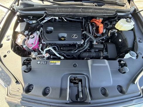 New 2026 Lexus RX 450h AWD image 27